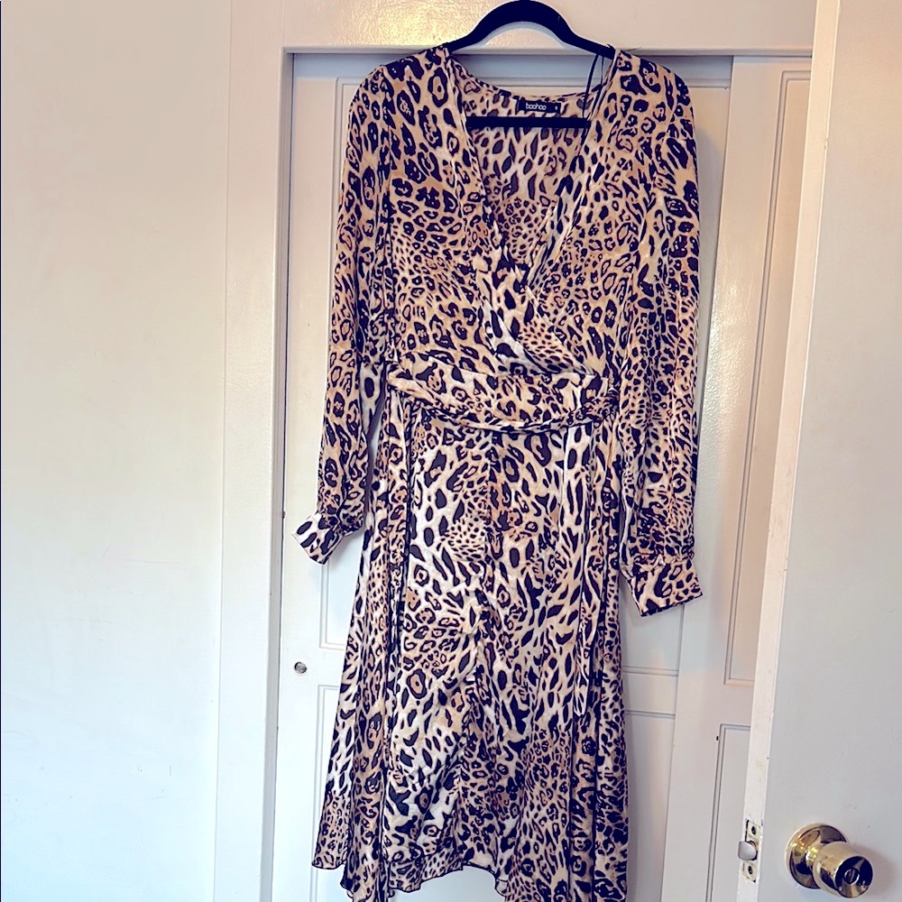 Boohoo Animal Print Long Sleeve Dress